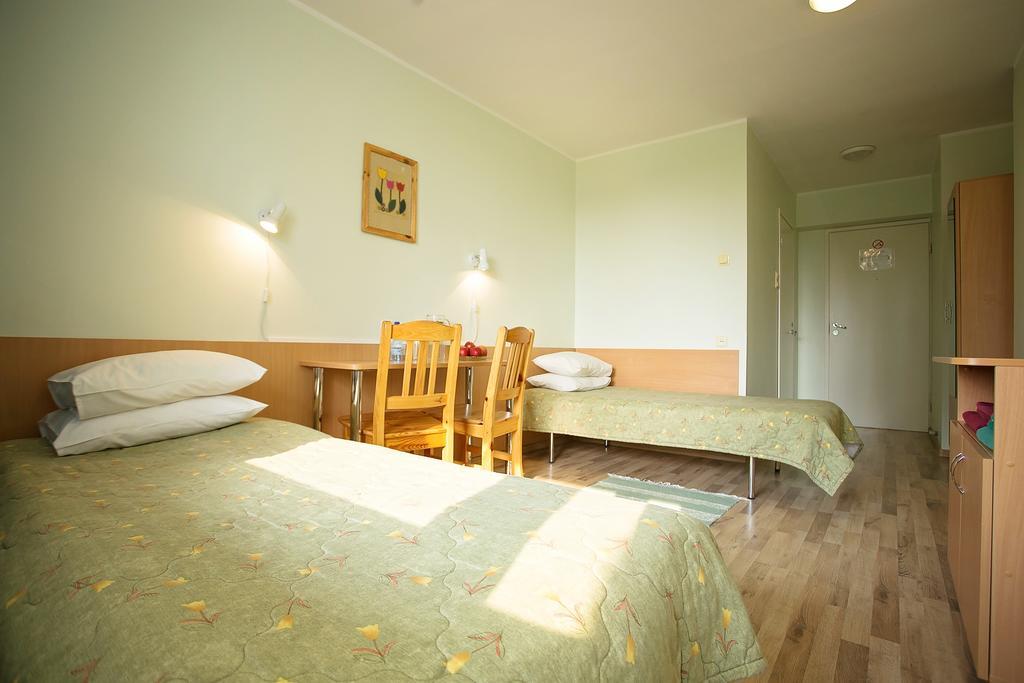 Hotel Varska Sanatorium Zimmer foto